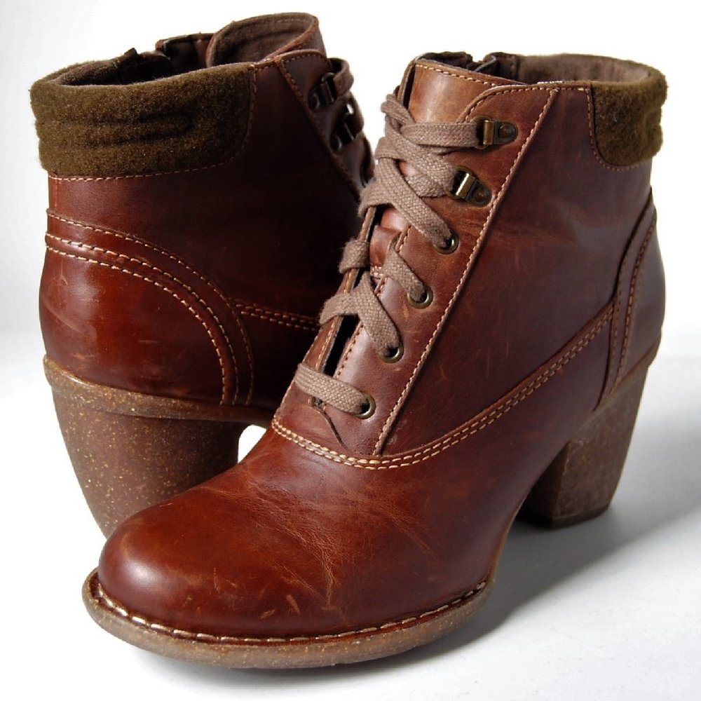 Clark's "Carleta Crane" Nubuck Leather Ankle Boots